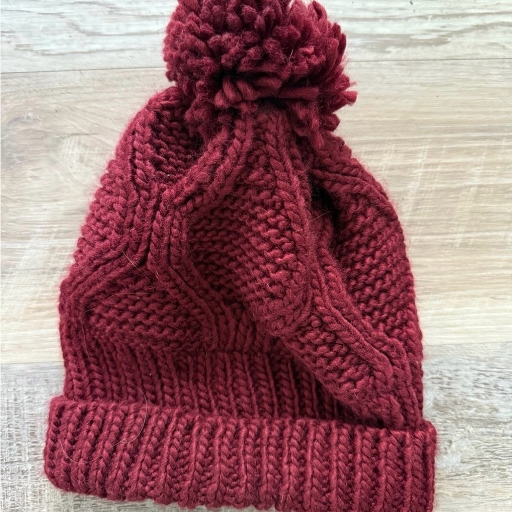 NWOT Zara Burgundy Beenie Adult female size. - Picture 2 of 3